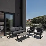 Daire In Croatia Near Adriatic Coast *